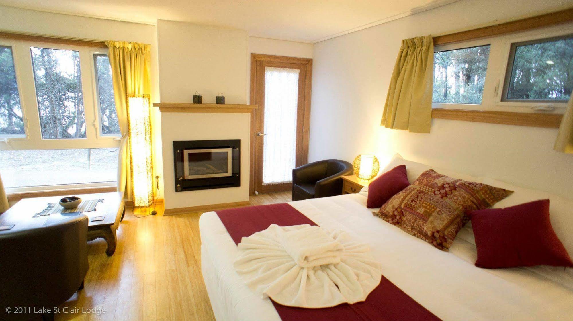 Lake St Clair Lodge Kültér fotó